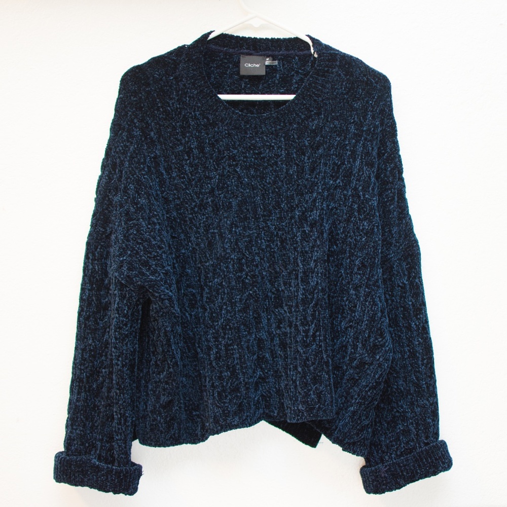 Cliche Medium Oversized Navy Blue Chenille Cable Soft Cozy Sweater